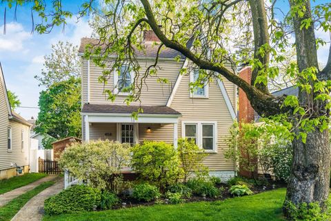 Tiny photo for 458 Crestview Road, Columbus, OH 43202 (MLS # 226013111)