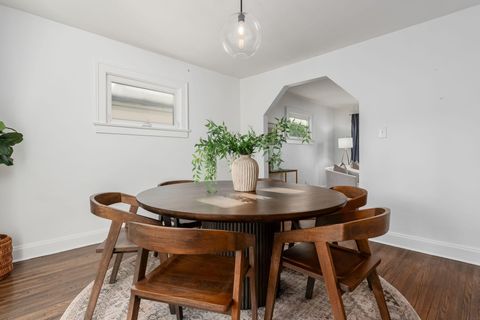 Tiny photo for 458 Crestview Road, Columbus, OH 43202 (MLS # 226013111)