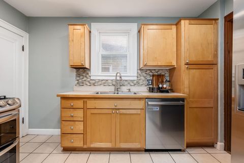 Tiny photo for 458 Crestview Road, Columbus, OH 43202 (MLS # 226013111)
