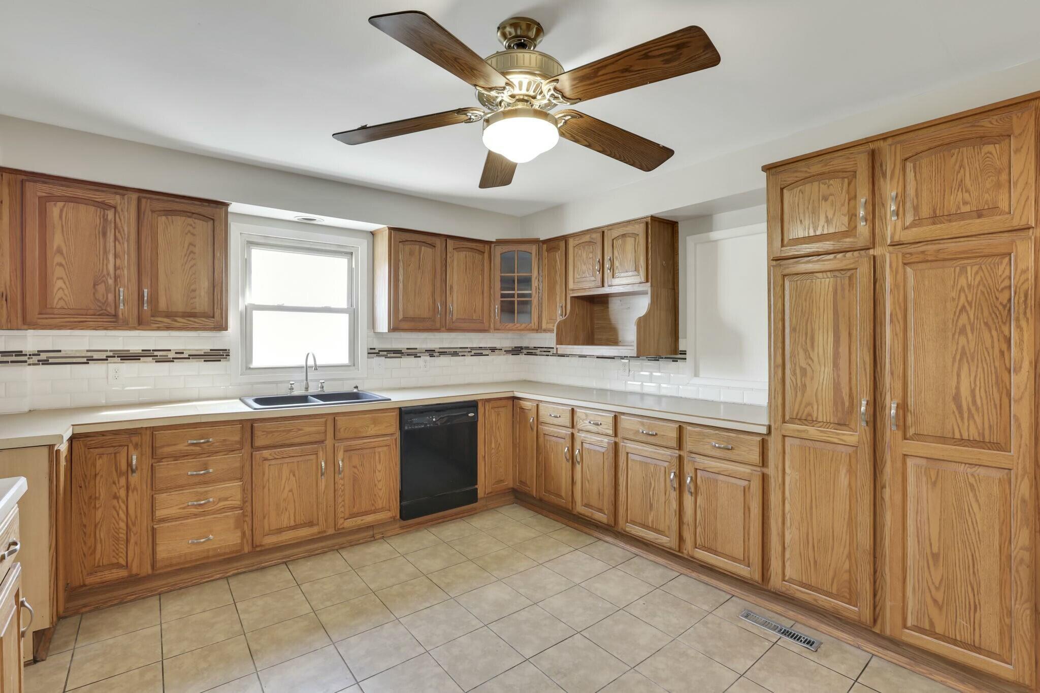 3907 Condit Road, Sunbury, Ohio image 19