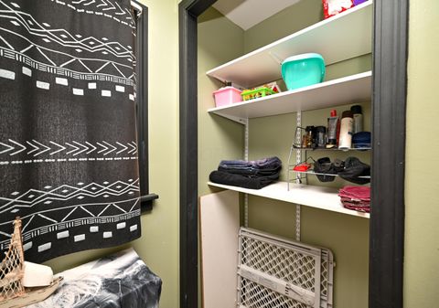 Tiny photo for 278 Spencer Street, Marion, OH 43302 (MLS # 226000513)