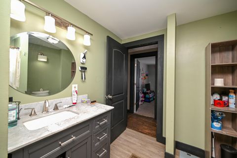 Tiny photo for 278 Spencer Street, Marion, OH 43302 (MLS # 226000513)