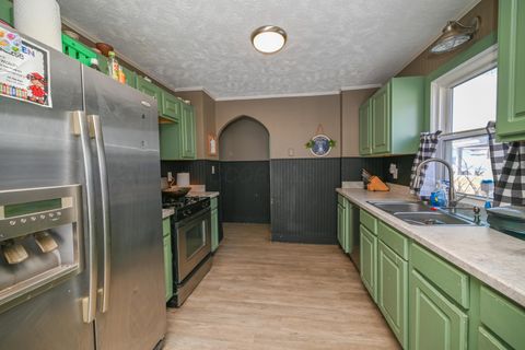 Tiny photo for 278 Spencer Street, Marion, OH 43302 (MLS # 226000513)