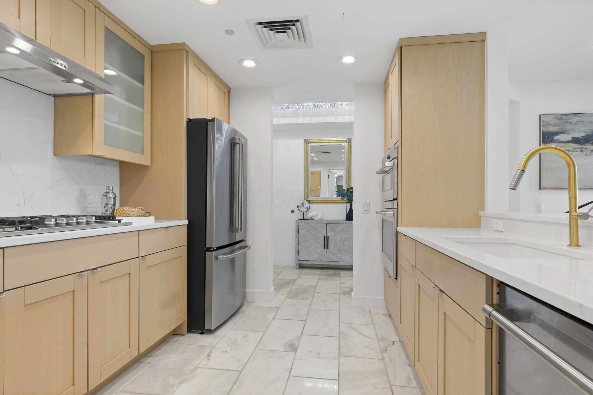 1 Miranova Place #615, Columbus, Ohio image 9
