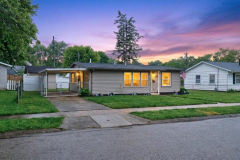 Photo of 477 Stella Avenue, Circleville, OH 43113 (MLS # 226017454)