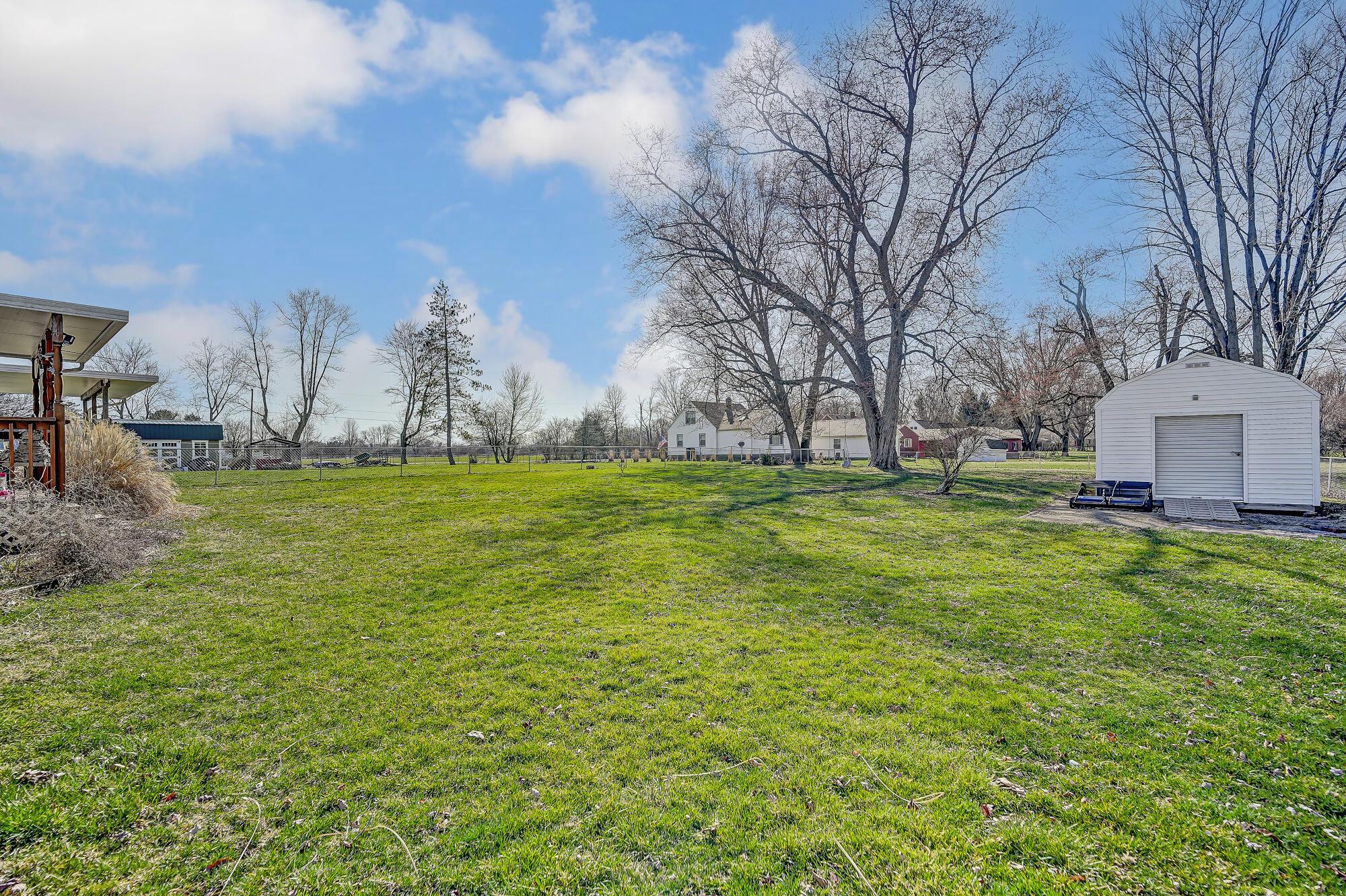 515 W Possum Road, Springfield, Ohio image 37