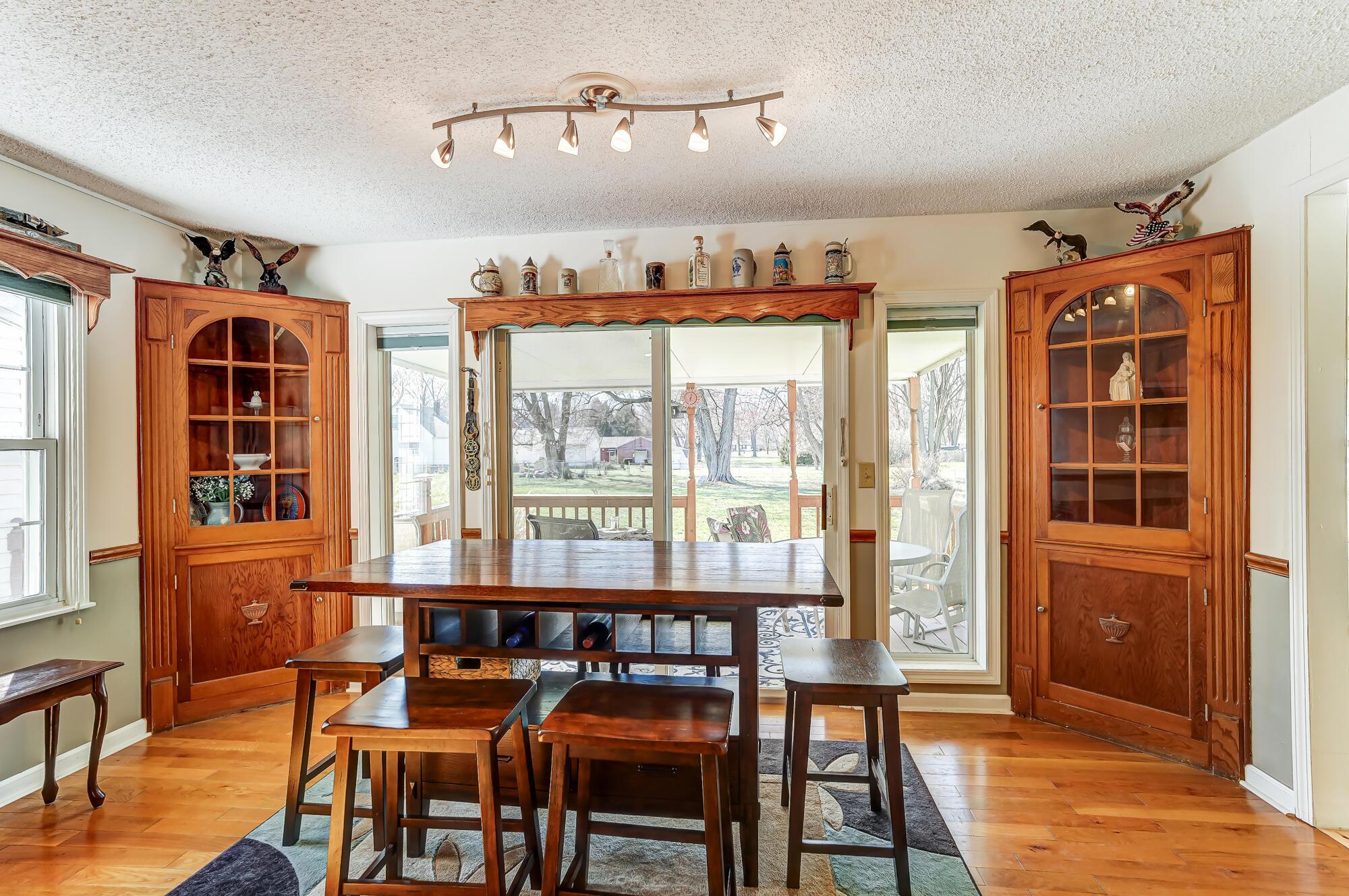 515 W Possum Road, Springfield, Ohio image 11