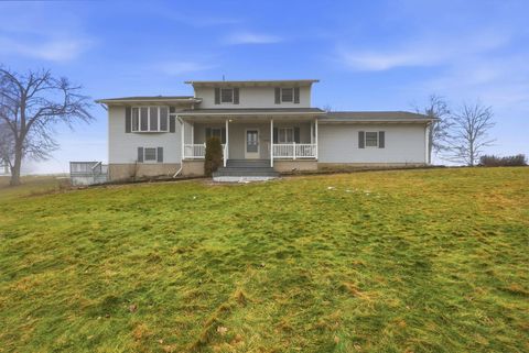 Photo of 8161 E Hazel Dell Road, Howard, OH 43028 (MLS # 226004478)