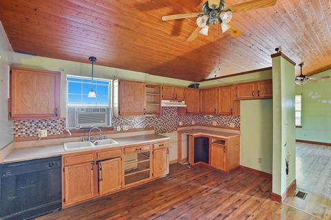 Tiny photo for 219 Sycamore Street, Washington Court House, OH 43160 (MLS # 225037659)