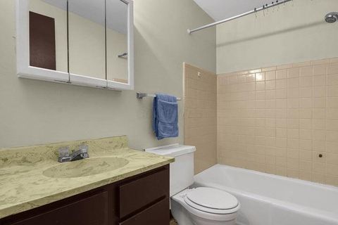 Tiny photo for 5690 Beechcroft Road B #B, Columbus, OH 43229 (MLS # 226023986)