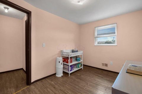 Tiny photo for 5690 Beechcroft Road B #B, Columbus, OH 43229 (MLS # 226023986)
