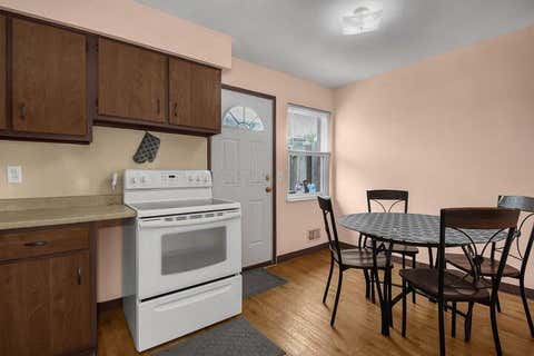 Tiny photo for 5690 Beechcroft Road B #B, Columbus, OH 43229 (MLS # 226023986)