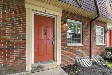 Photo of 5690 Beechcroft Road B #B, Columbus, OH 43229 (MLS # 226023986)