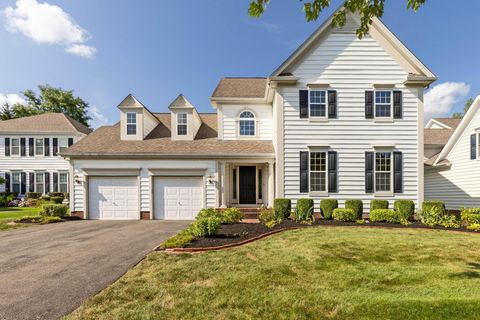 Photo of 7292 Halcyon Place, New Albany, OH 43054 (MLS # 225030319)