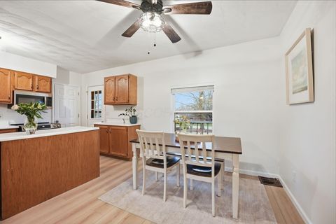 Tiny photo for 5607 Babbitt Road, New Albany, OH 43054 (MLS # 226007298)