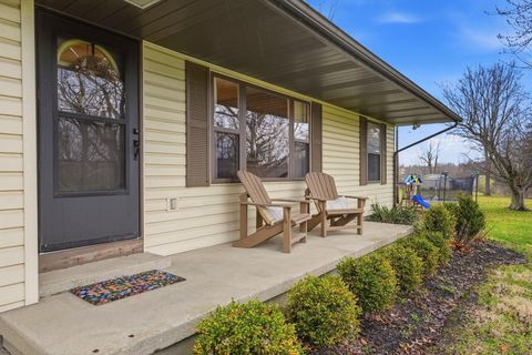 Tiny photo for 5607 Babbitt Road, New Albany, OH 43054 (MLS # 226007298)