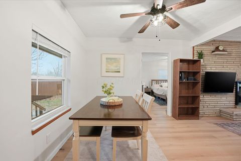 Tiny photo for 5607 Babbitt Road, New Albany, OH 43054 (MLS # 226007298)