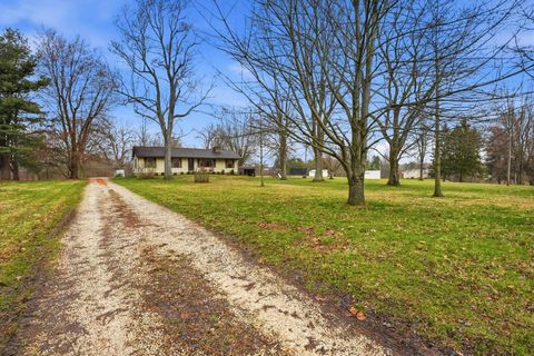 Tiny photo for 5607 Babbitt Road, New Albany, OH 43054 (MLS # 226007298)