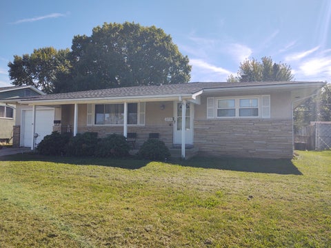 Photo of 2715 Eugene Avenue, Grove City, OH 43123 (MLS # 226037816)