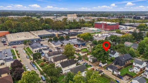 Tiny photo for 794 Gladden Road, Columbus, OH 43212 (MLS # 226036551)