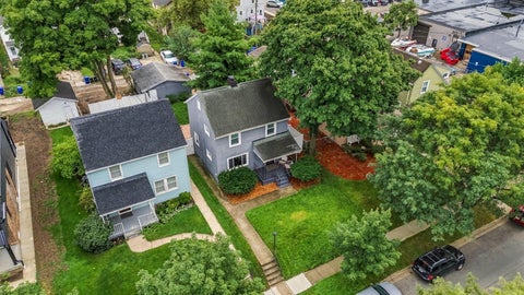 Tiny photo for 794 Gladden Road, Columbus, OH 43212 (MLS # 226036551)