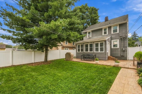Tiny photo for 794 Gladden Road, Columbus, OH 43212 (MLS # 226036551)