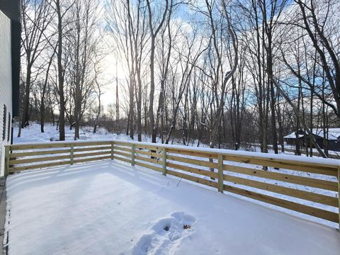 Tiny photo for 48 Mcintosh Court, Howard, OH 43028 (MLS # 225044812)