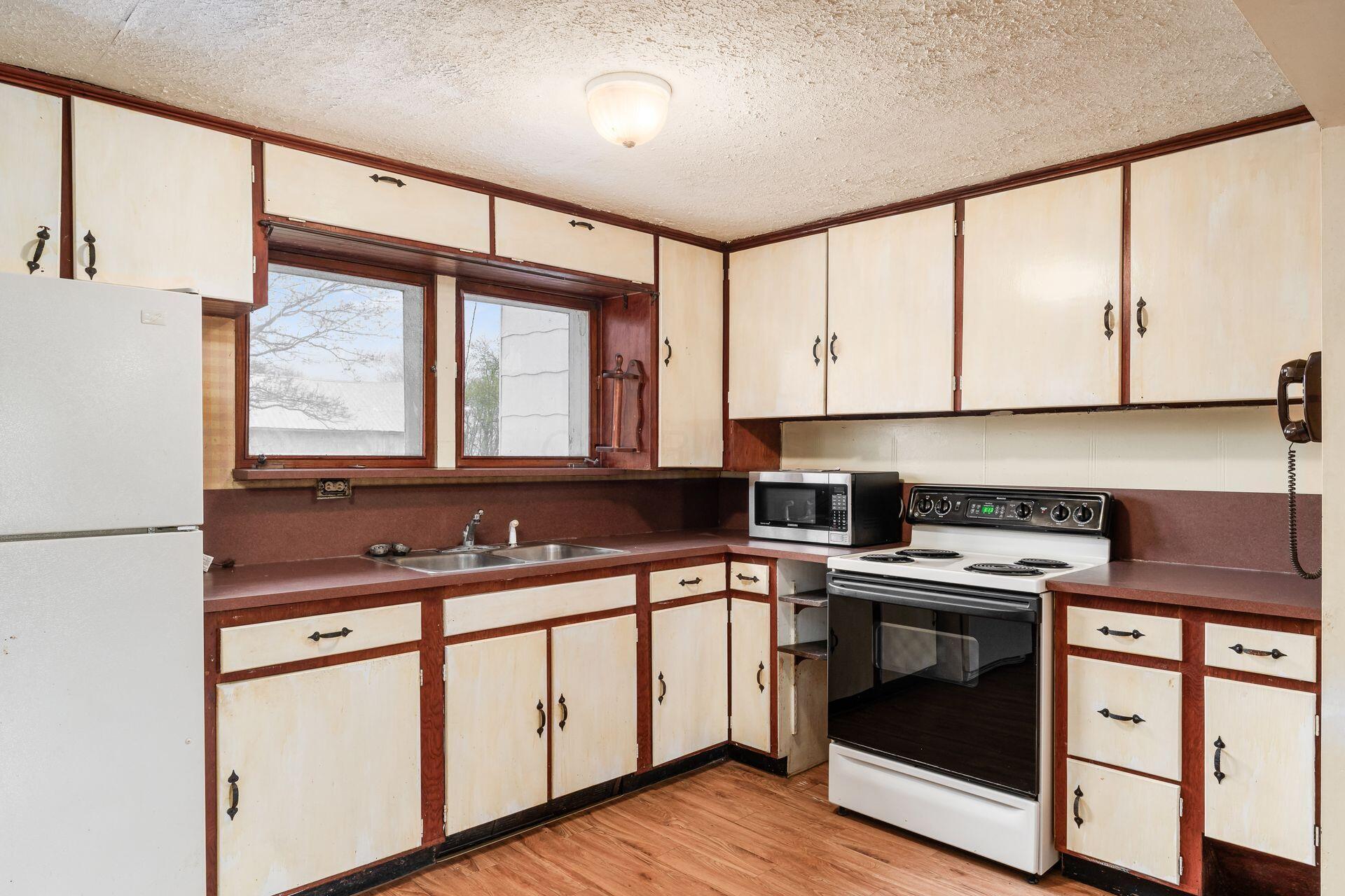 3526 Blacks Road, Hebron, Ohio image 25