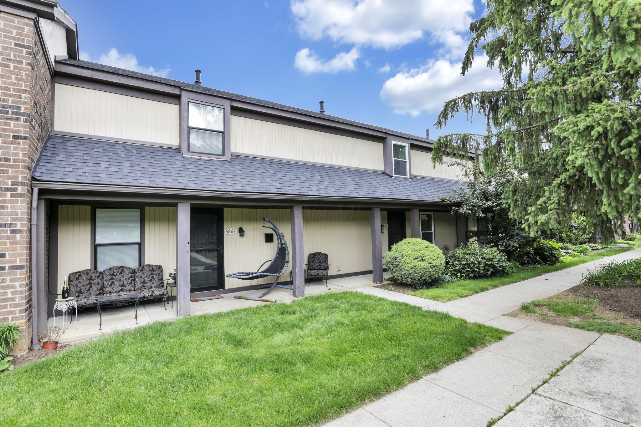 5862 Hallridge Circle