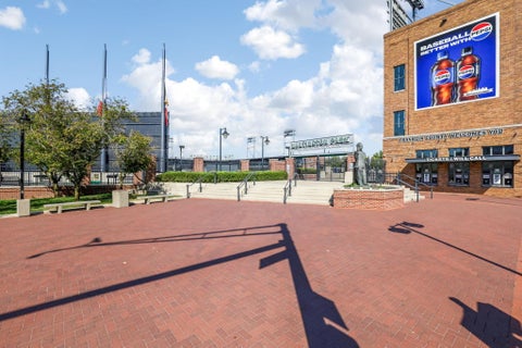 Tiny photo for 50 W Broad Street 3602 #3602, Columbus, OH 43215 (MLS # 226023984)