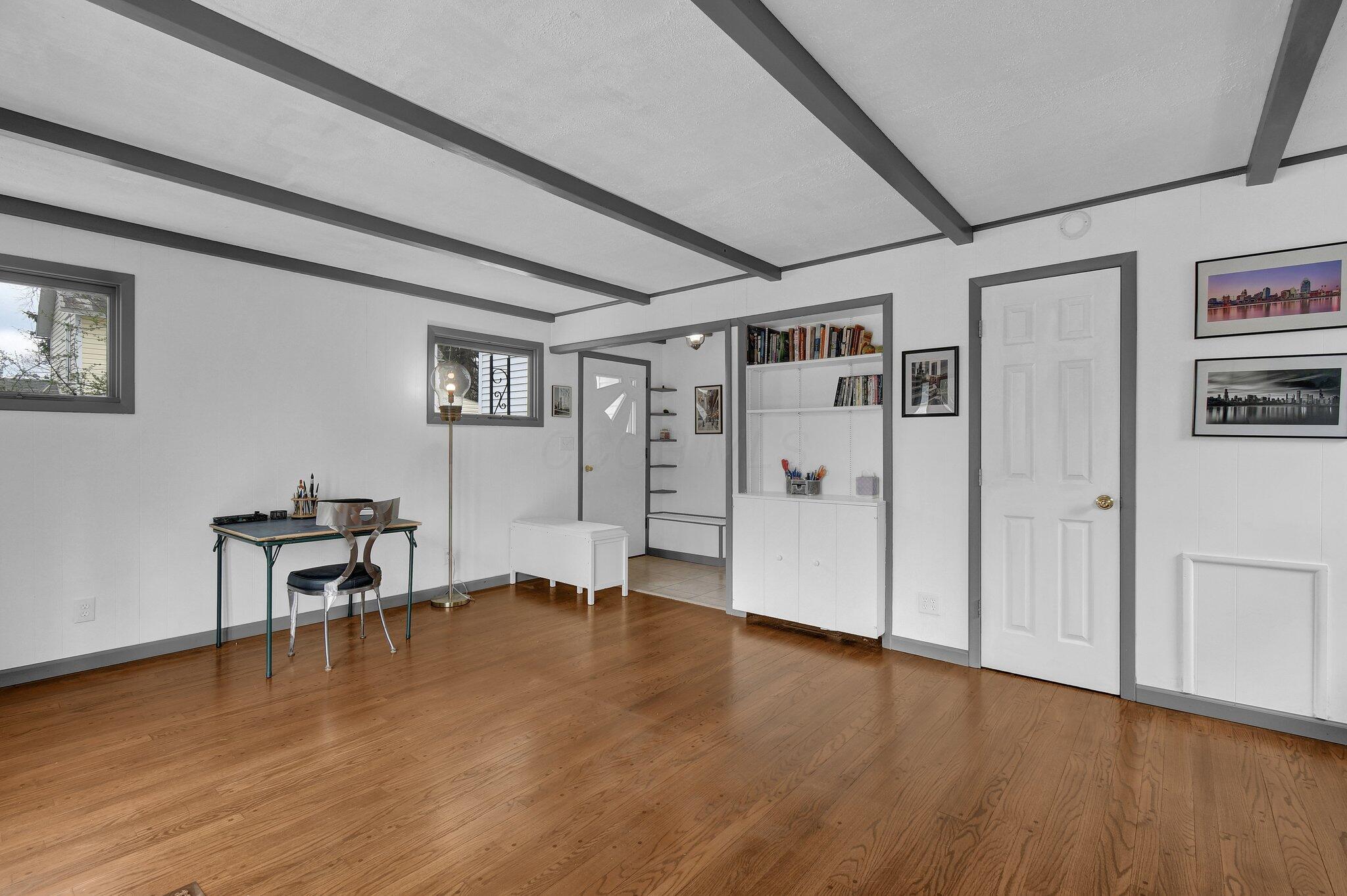 433 W Maple Street, Granville, Ohio image 17