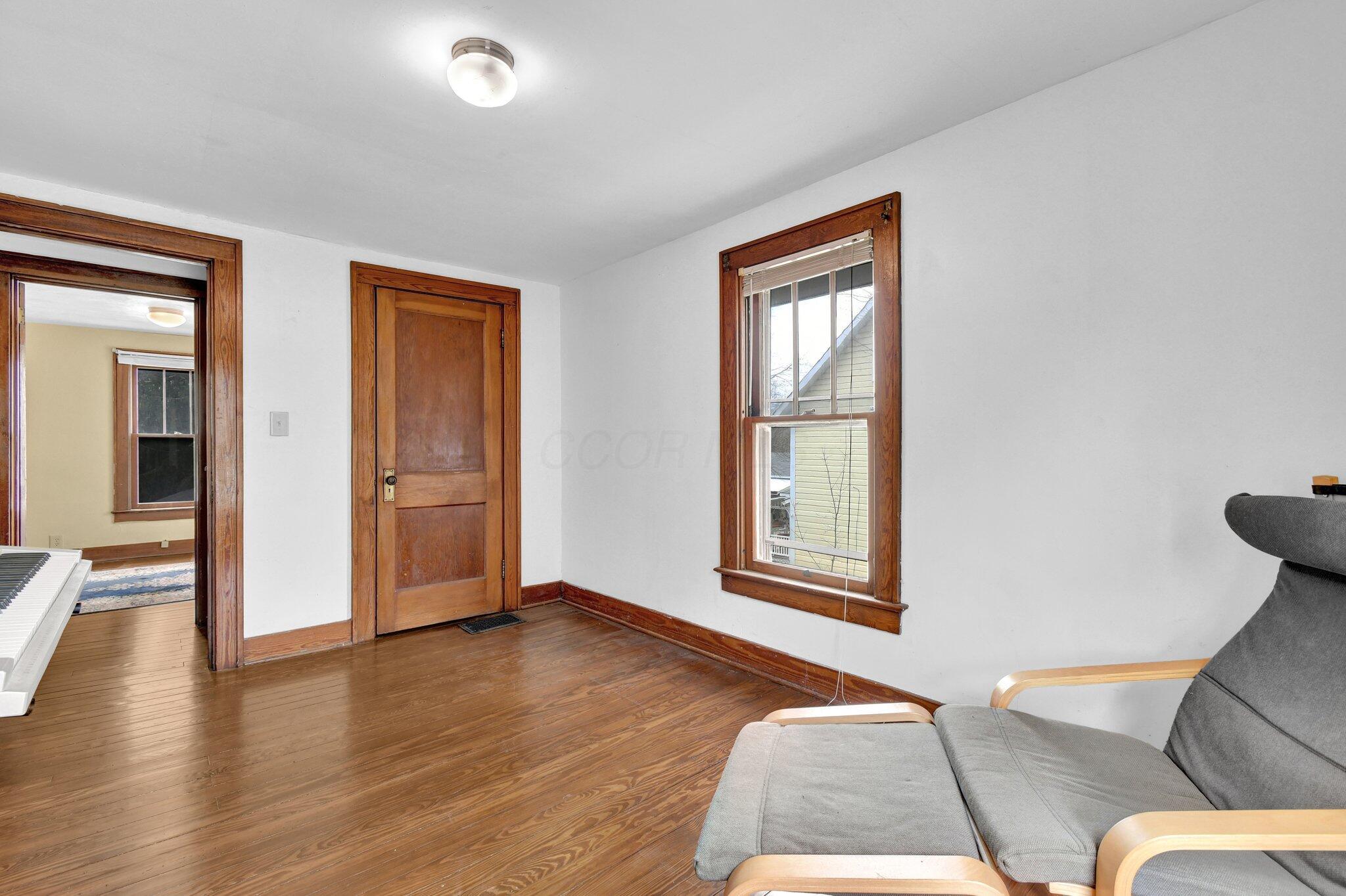 433 W Maple Street, Granville, Ohio image 25