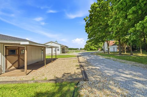 Tiny photo for 15050 Croton Road, Centerburg, OH 43011 (MLS # 226023980)