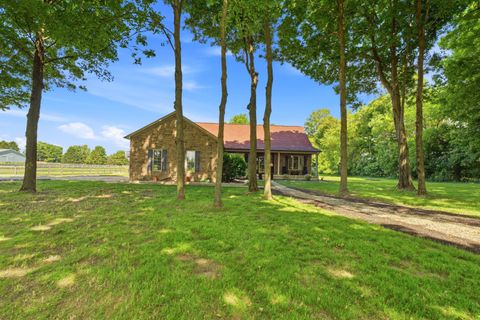 Tiny photo for 15050 Croton Road, Centerburg, OH 43011 (MLS # 226023980)