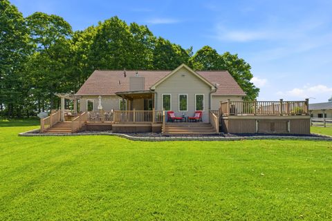 Tiny photo for 15050 Croton Road, Centerburg, OH 43011 (MLS # 226023980)