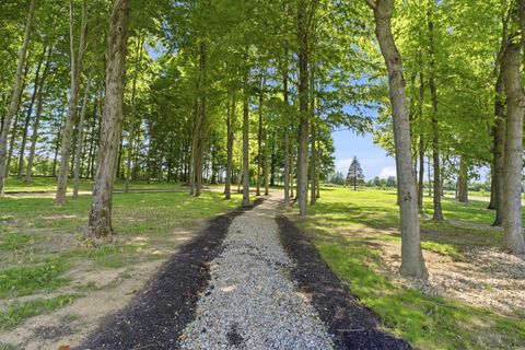Tiny photo for 15050 Croton Road, Centerburg, OH 43011 (MLS # 226023980)