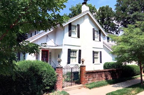 Photo of 2808 Powell Avenue, Columbus, OH 43209 (MLS # 226013274)