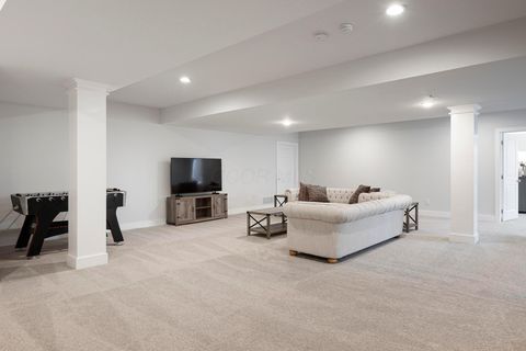 Tiny photo for 6975 Hanbys Loop, New Albany, OH 43054 (MLS # 226005288)