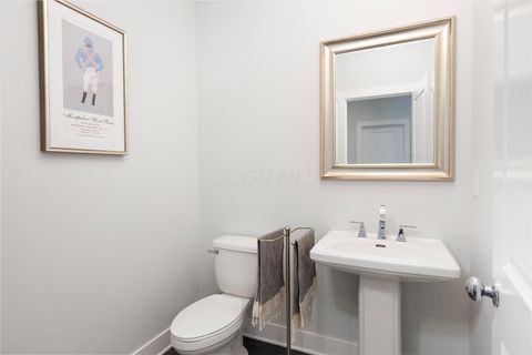 Tiny photo for 6975 Hanbys Loop, New Albany, OH 43054 (MLS # 226005288)