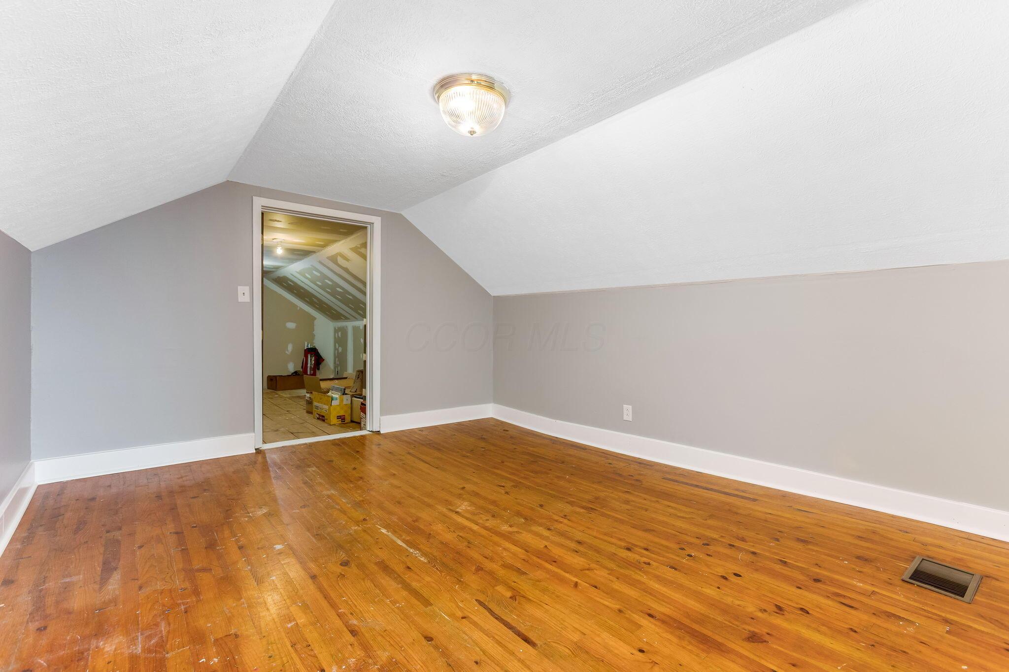 1738 W Chestnut Street, Lancaster, Ohio image 34