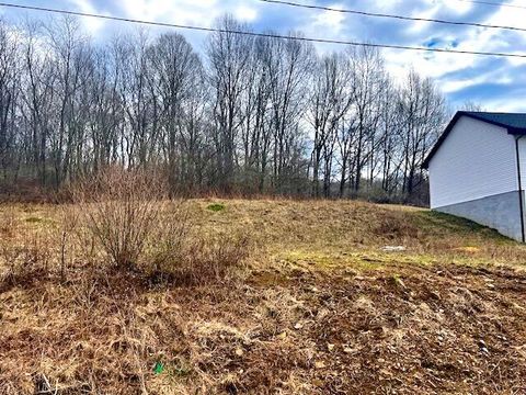 Photo of 636 Terrace Ridge Drive, Howard, OH 43028 (MLS # 226008224)