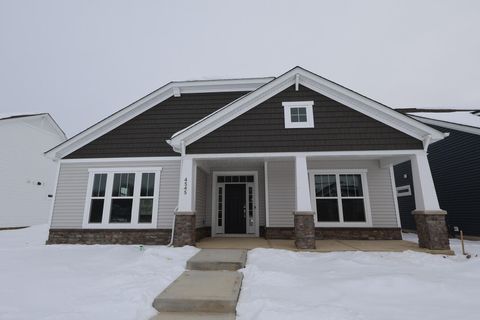 Photo of 4545 Corsican Loop E, Hilliard, OH 43026 (MLS # 225043114)