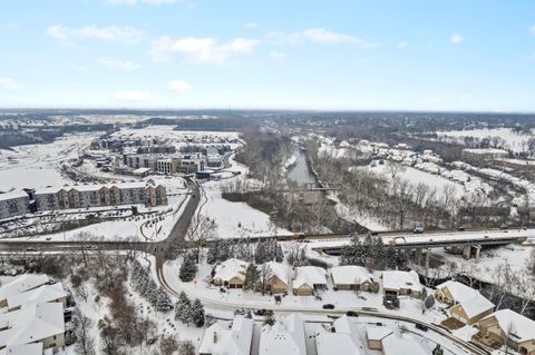 Tiny photo for 2022 Lake Shore Drive, Columbus, OH 43204 (MLS # 226003498)