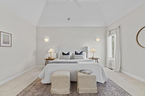 Tiny photo for 2022 Lake Shore Drive, Columbus, OH 43204 (MLS # 226003498)