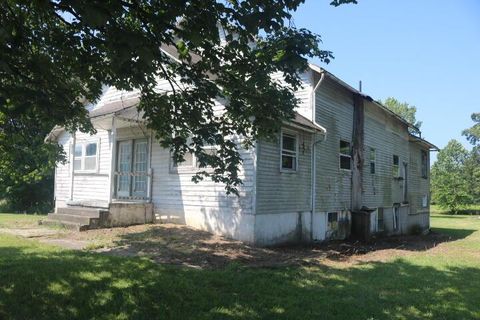 Homes For Sale - 13999 Wooster Road<br/> Knox County, Mount Vernon, OH 43050