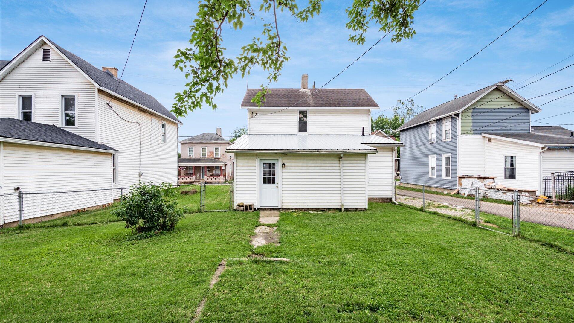 64 W Harrison Street, Newark, Ohio image 25