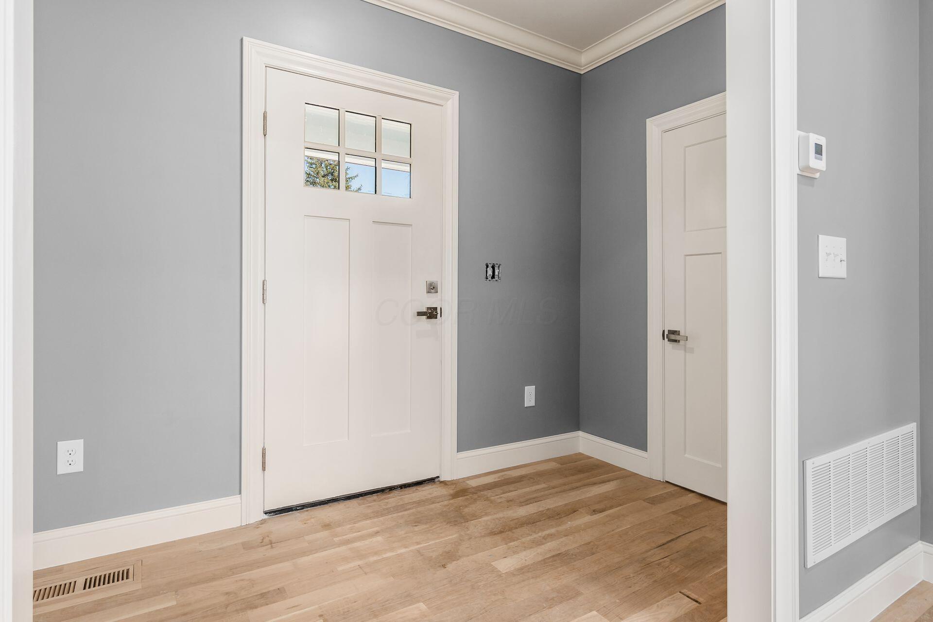 415 Glen Echo Circle, Columbus, Ohio image 5