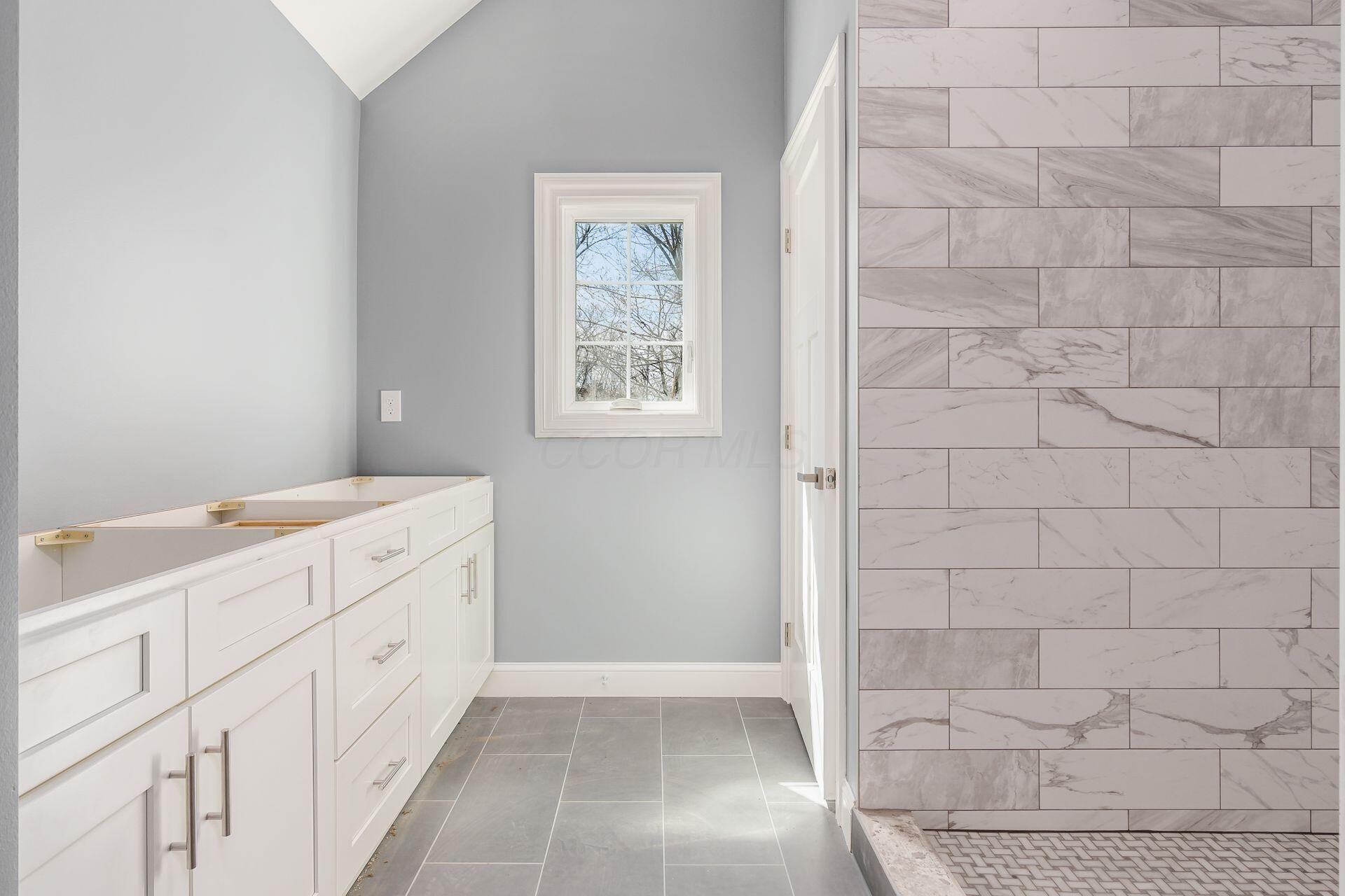 415 Glen Echo Circle, Columbus, Ohio image 39