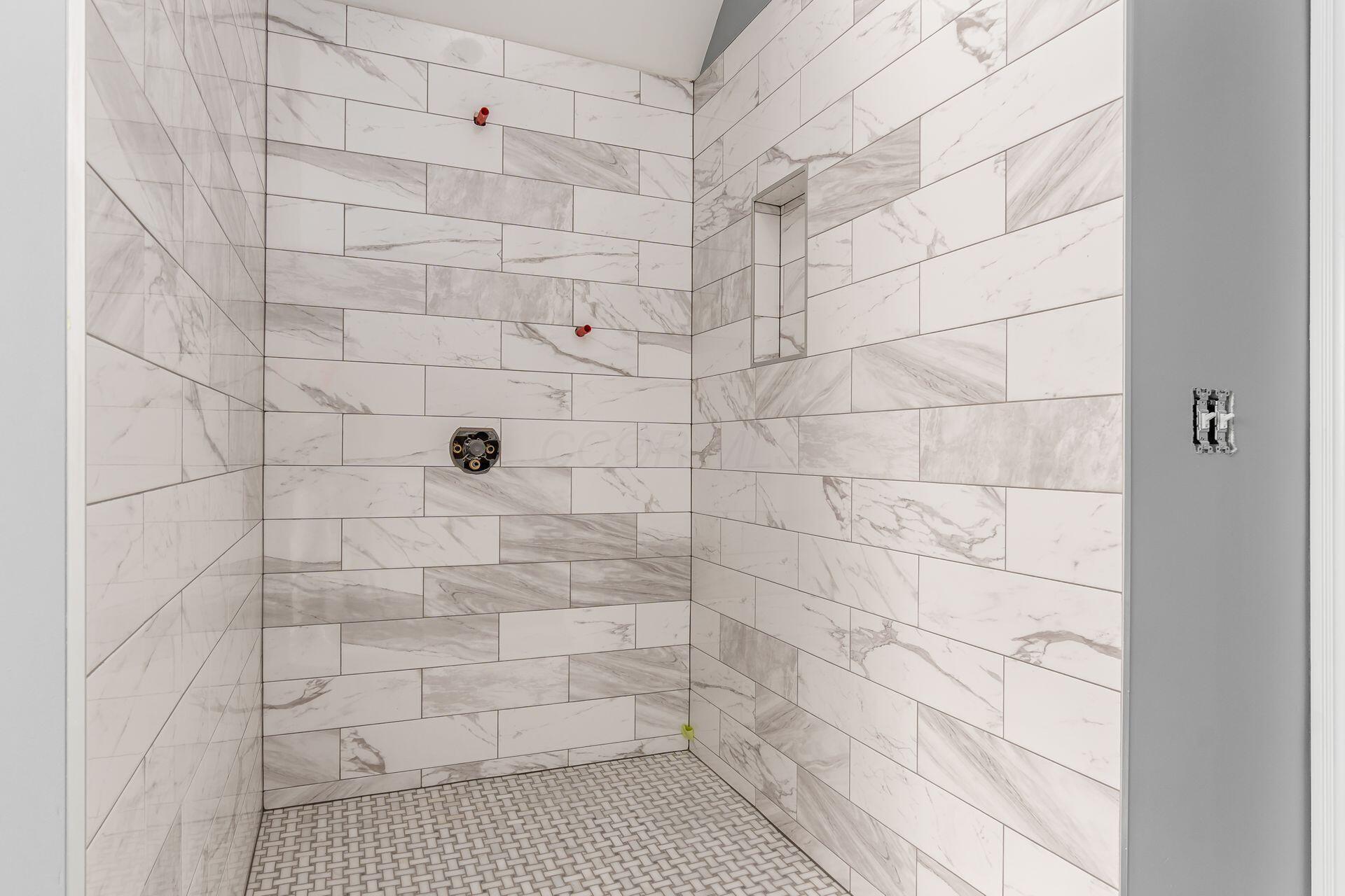415 Glen Echo Circle, Columbus, Ohio image 40