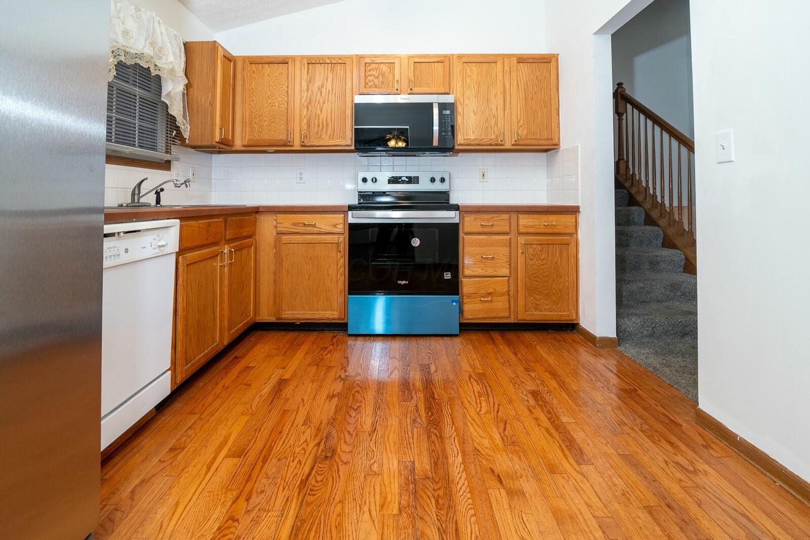 2120 Widding Road, Grove City, Ohio image 29